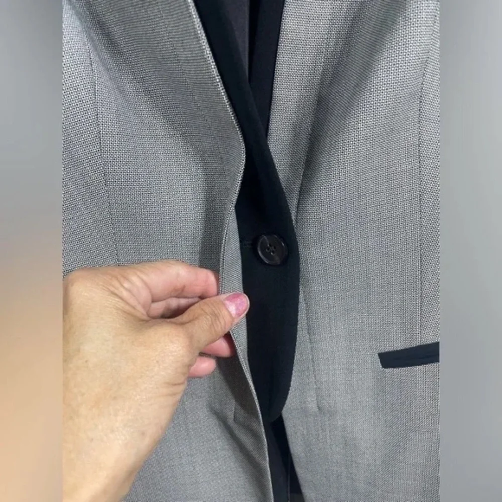 Lafayette 148 New York Modern Tailored Wool Blazer 10 Grey Quiet Luxury Minimal